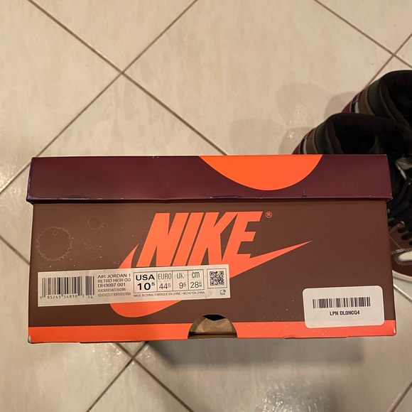 NEW Nike Jordan High OG Hand Crafted - Size 10.5 US Mens - Picture 8 of 9